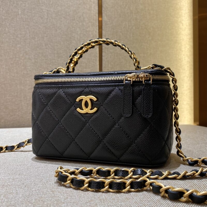 CHANEL 22S Handle Box Bag