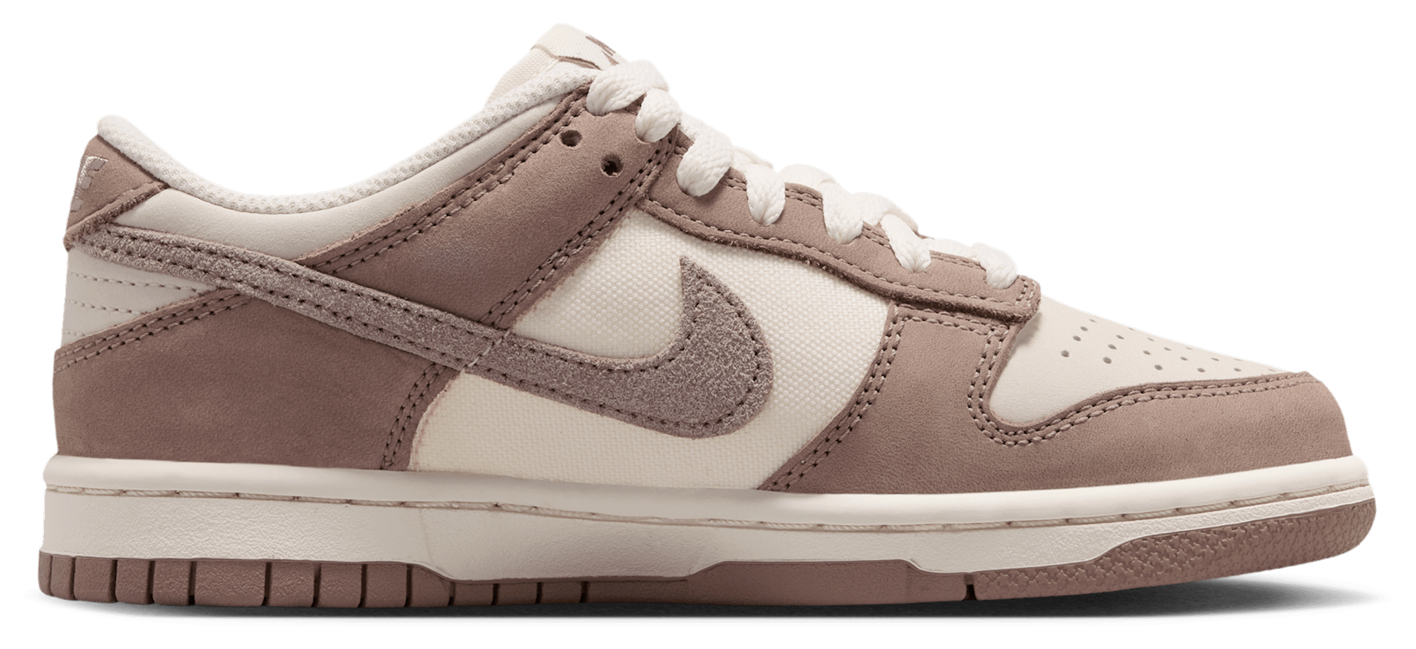 Nike Dunk Low SE 3