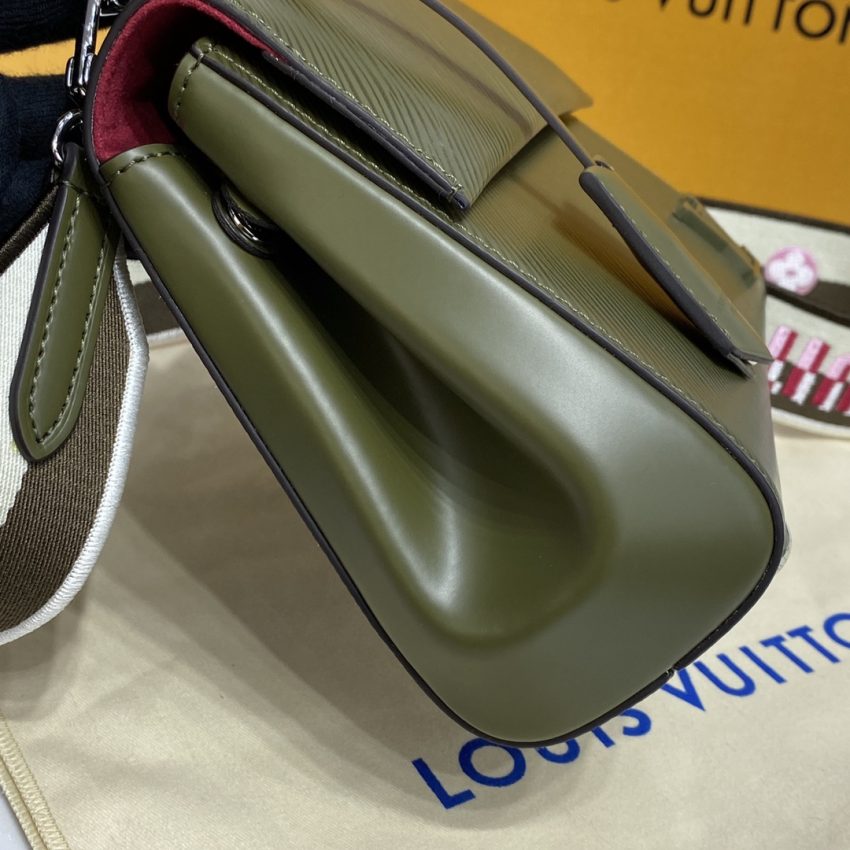 Replica Louis Vuitton Cluny Mini Green
