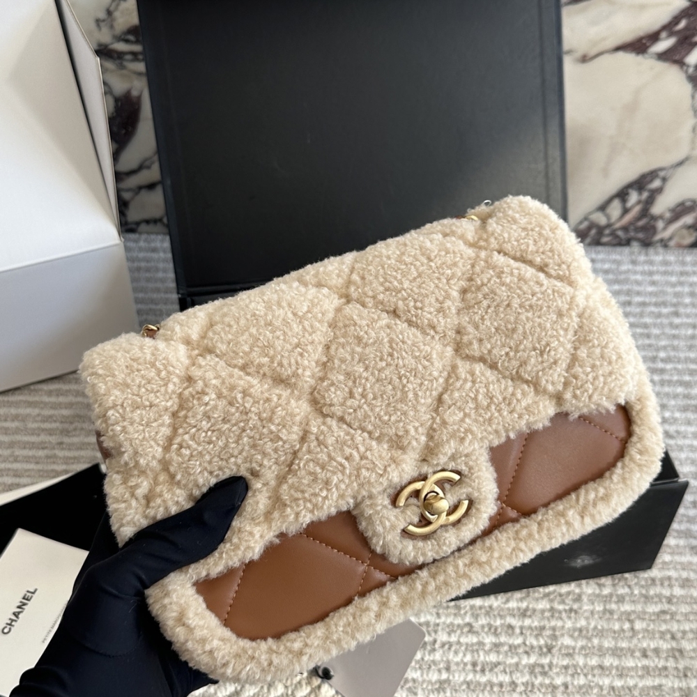 Chanel Flap Bag Shearling Beige And Brown 23Cm As5149 B18194 Nzw48