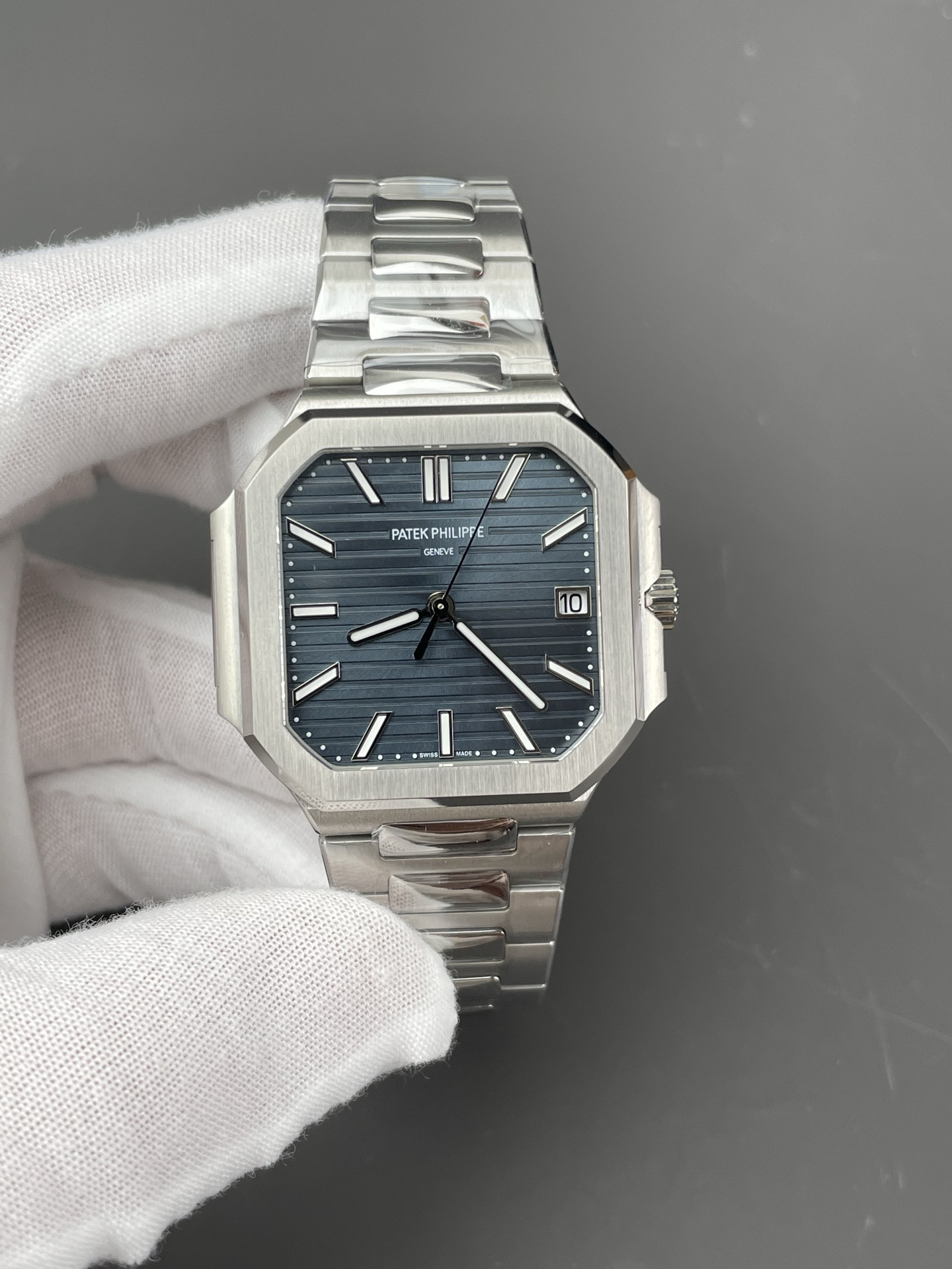 Patek Cubitus 7128 Blue Dial (Small TV)