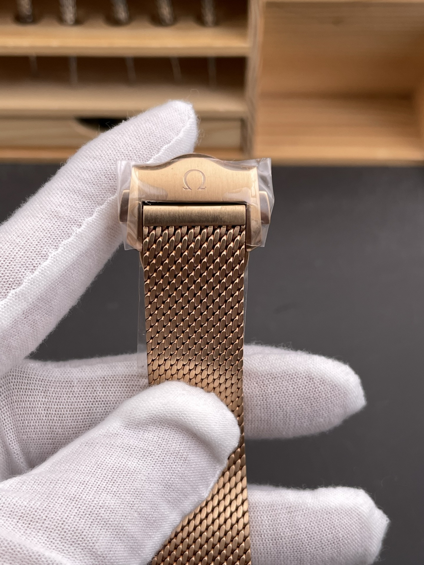 007 Seamaster 300, Burgundy Bronze Gold