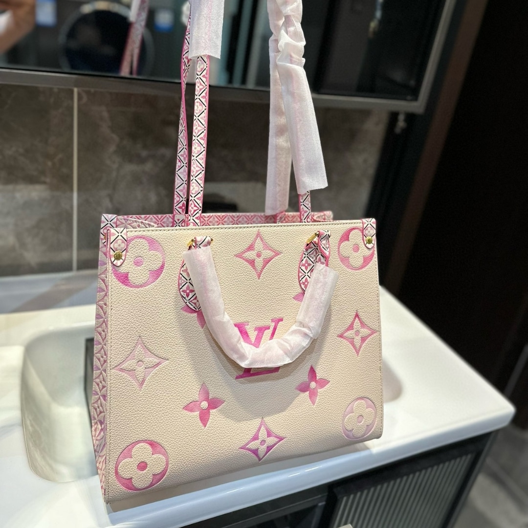 Louis Vuitton By The Pool On The Go Pm Tote Bag Pink 34Cm M22976