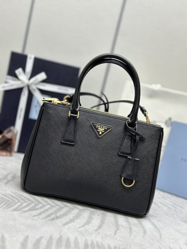 Replica Prada Galleria Black