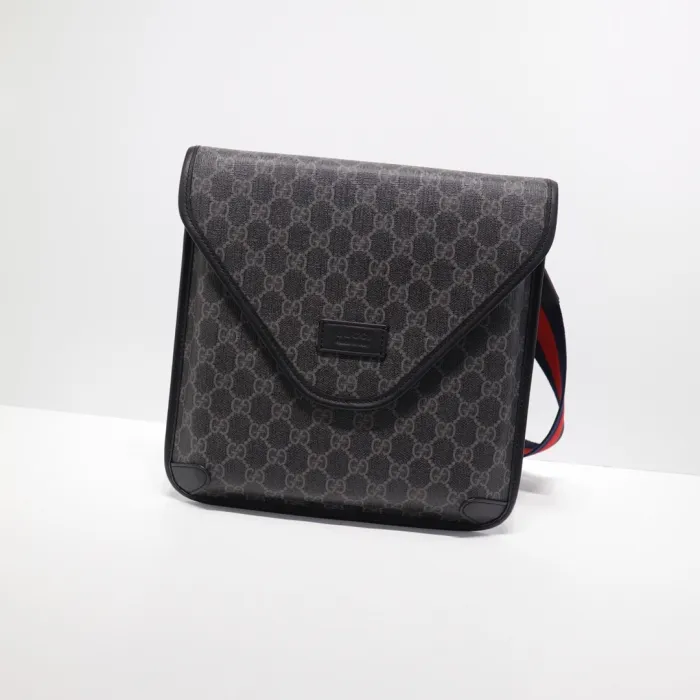 Replica Gucci Neo Vintage Medium Messenger Bag