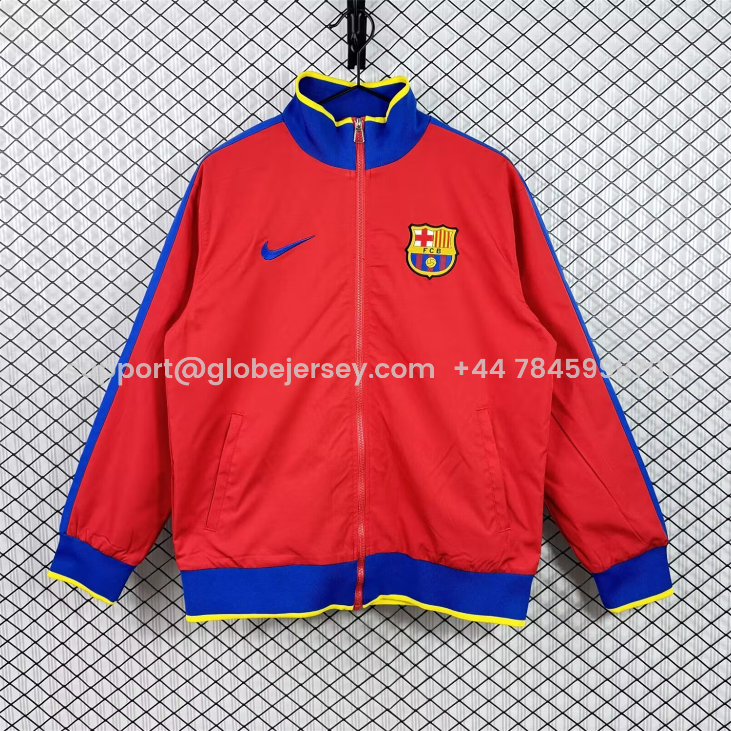 Retro Barcelona 2010-11 Windbreaker Jacket - Red