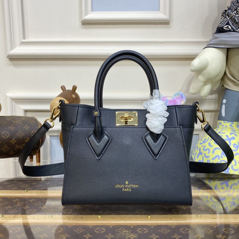 Replica Louis Vuitton On My Side PM Full Black
