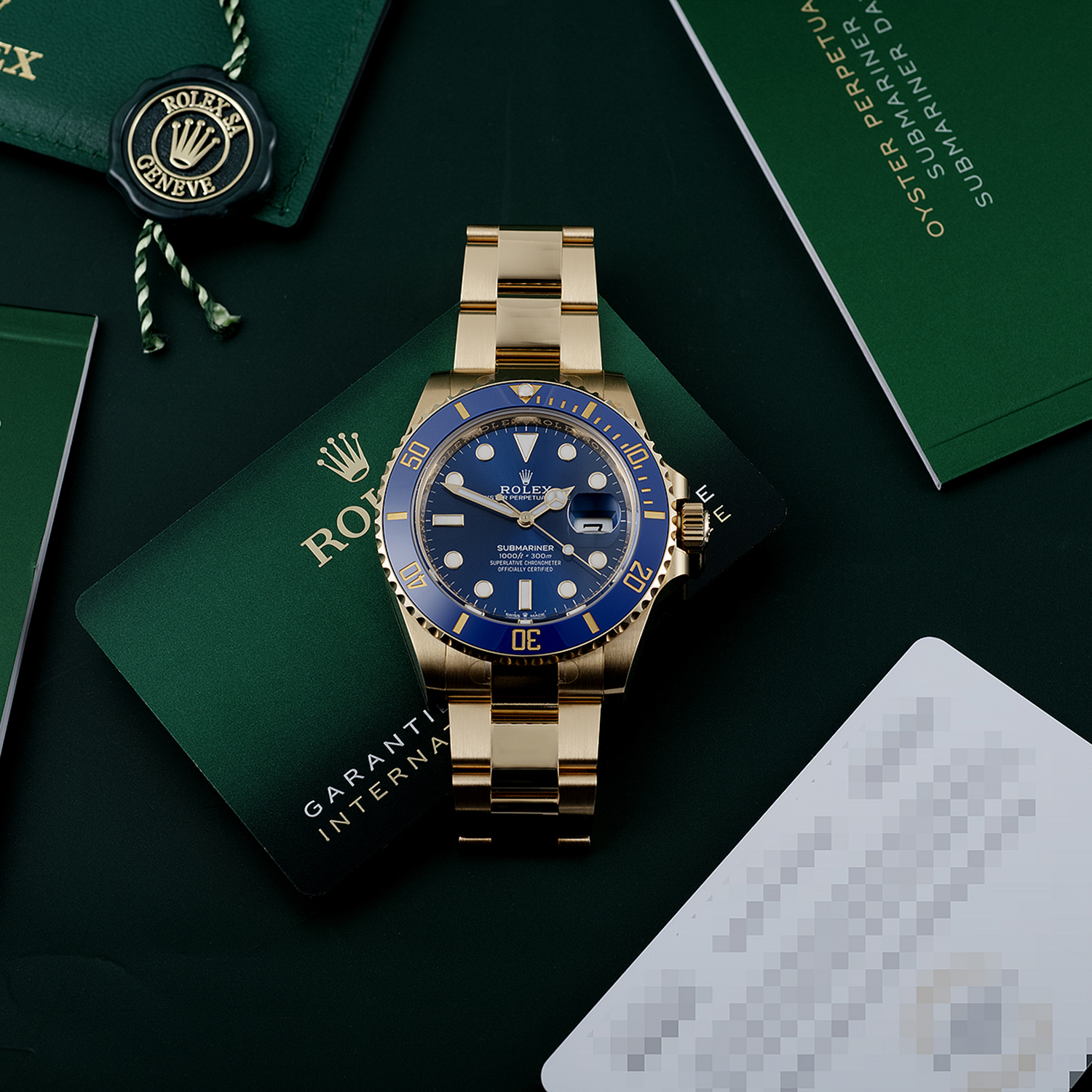Rolex Submariner Date Oyster 18k Yellow Gold 41mm 126618LB-0002 Unworn