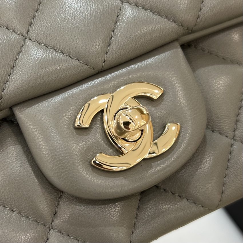 CHANEL Classic Flap 17cm Grey