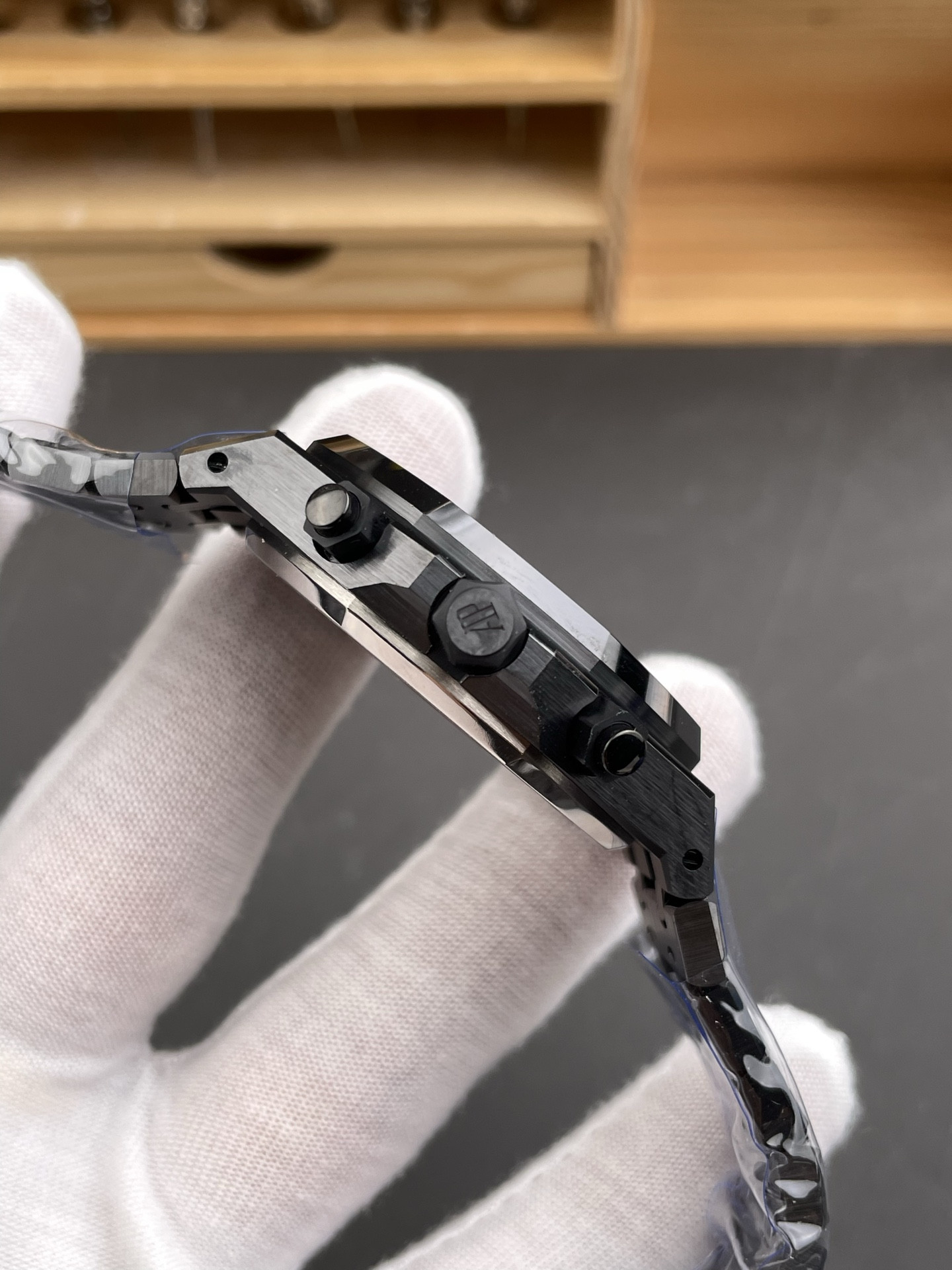 Royal Oak 26240 Black Ceramic DDF Factory