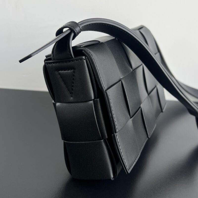Bottega Veneta Cassette 2.0 Dupe