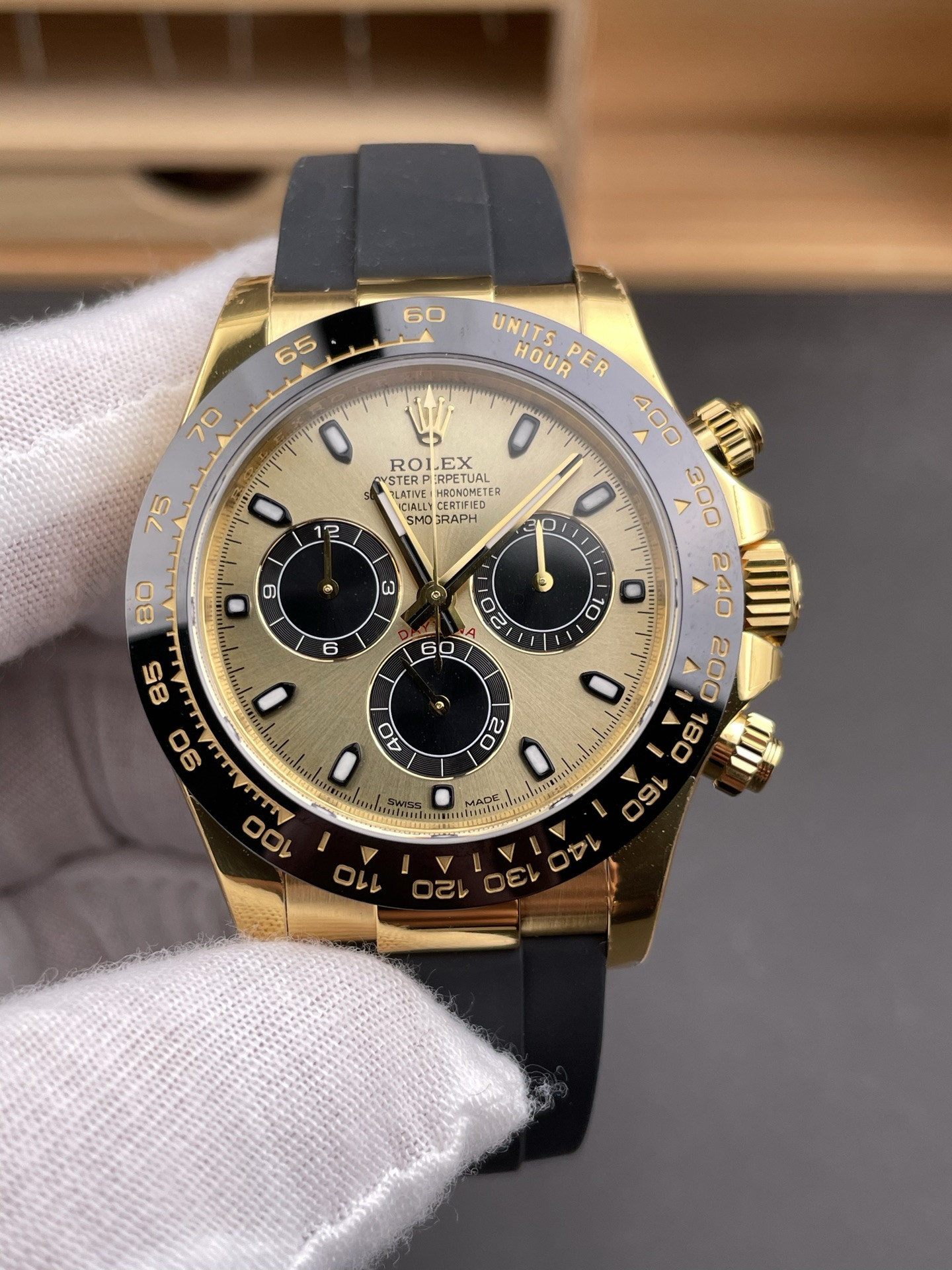Gold Rubber Daytona V1 Version