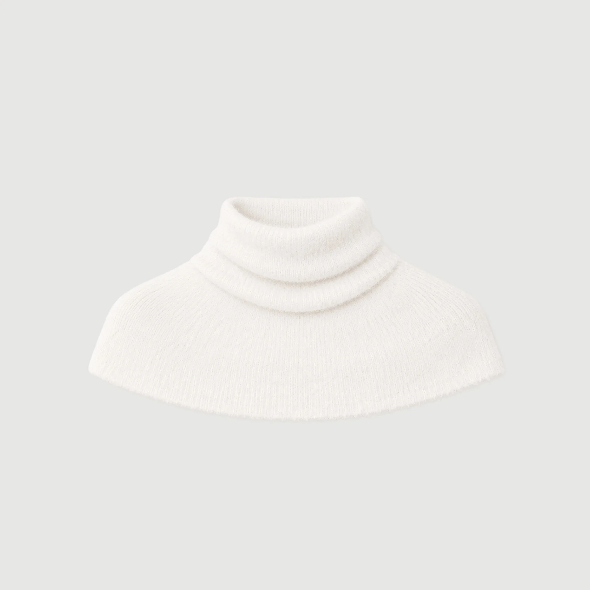 Aspen Pullover Funnel-Neck Scarf