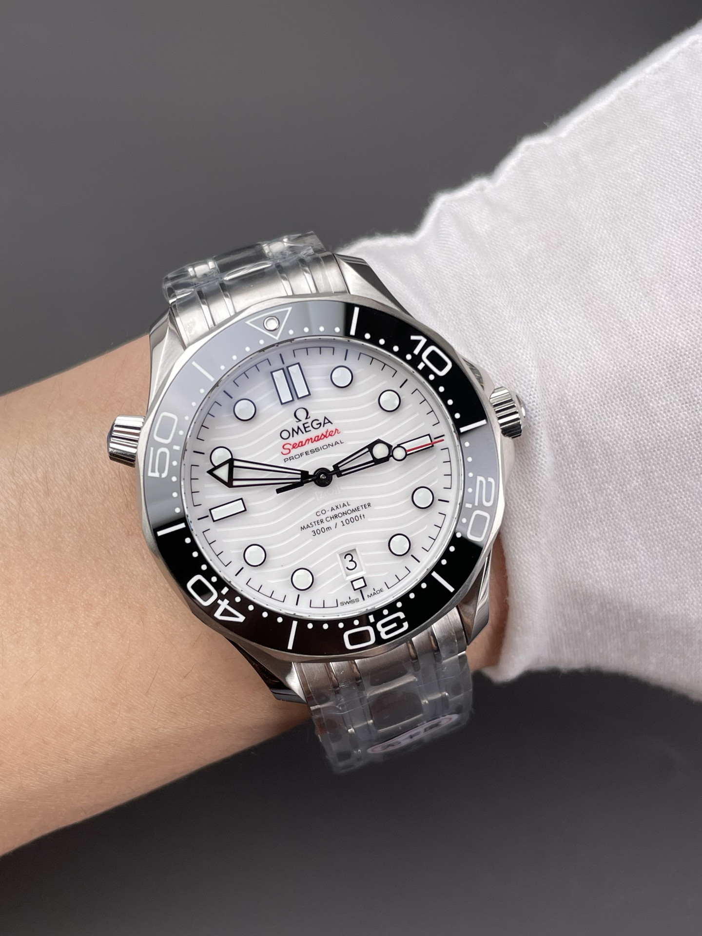 White Seamaster 300