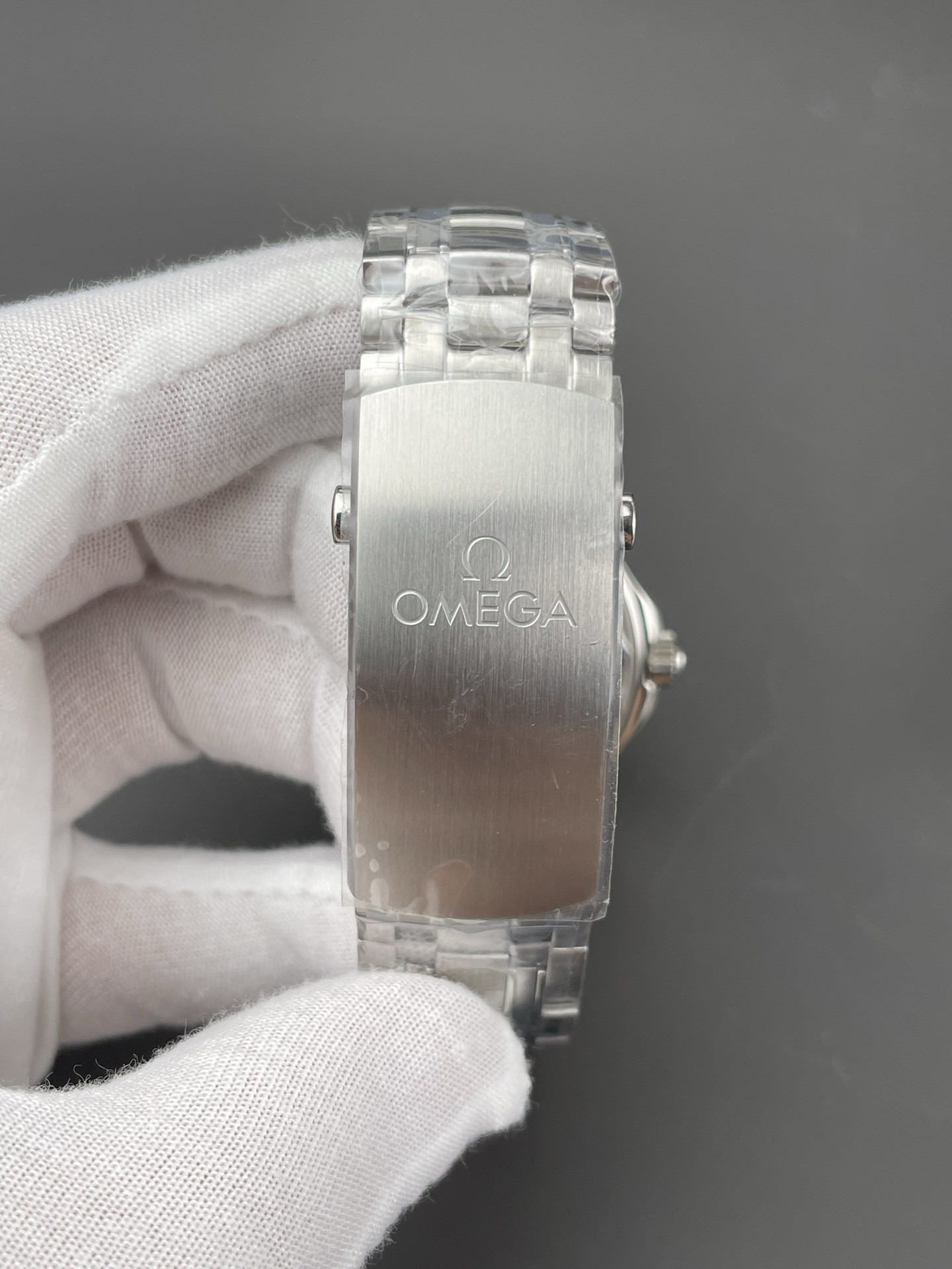 Black Seamaster, Seamaster 300