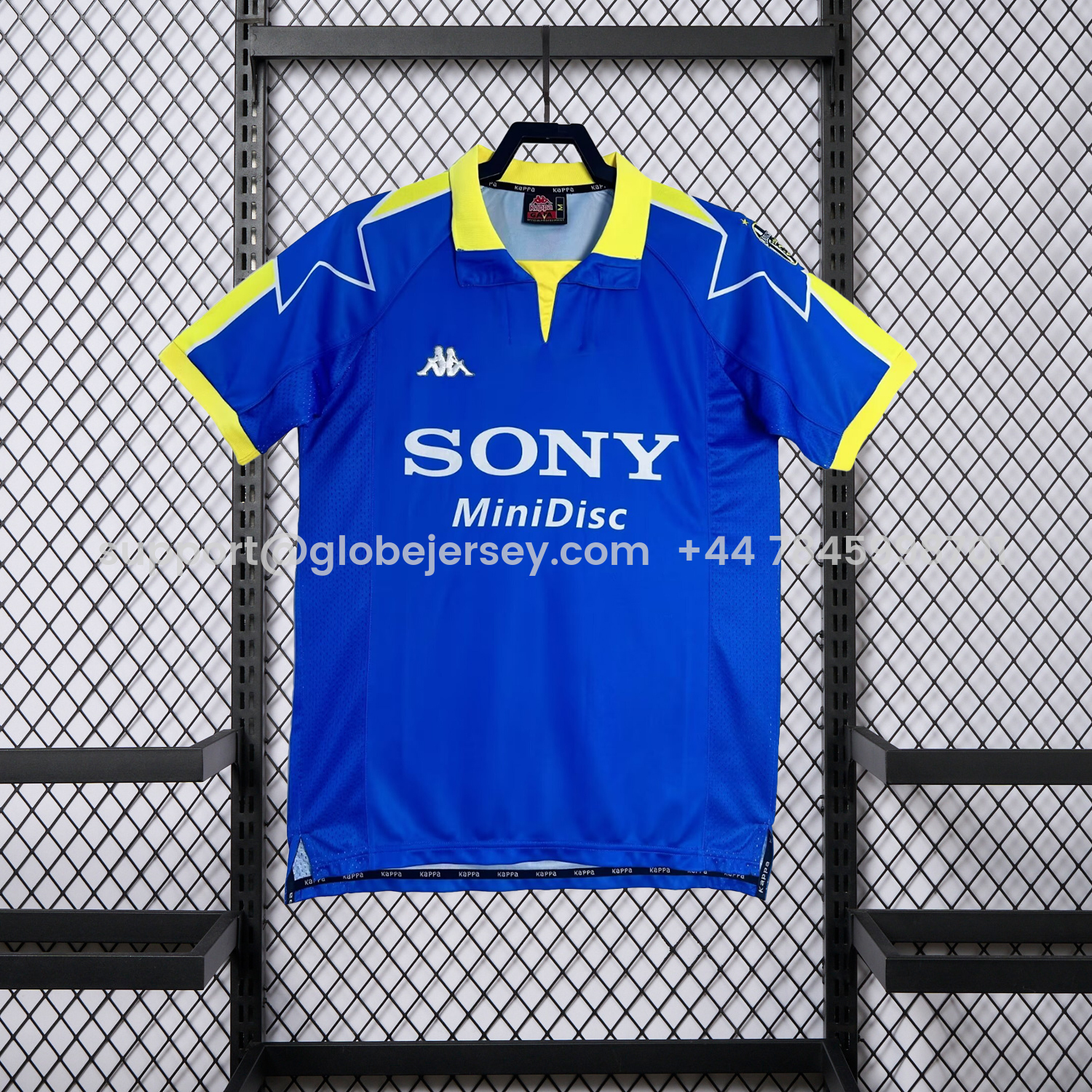 Retro Juventus 1997-99 Third Jersey