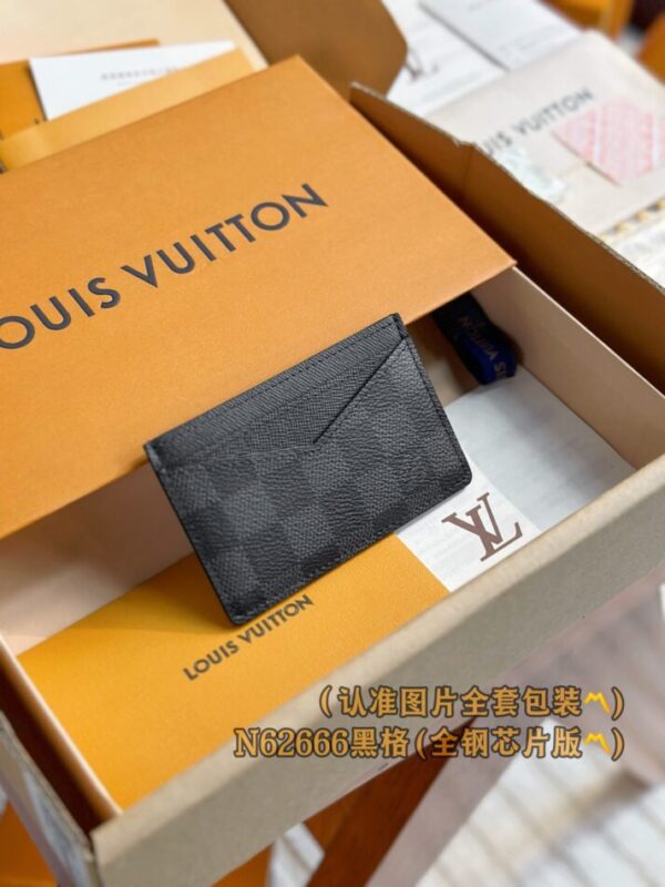 Louis Vuitton Card Holder Black Grid