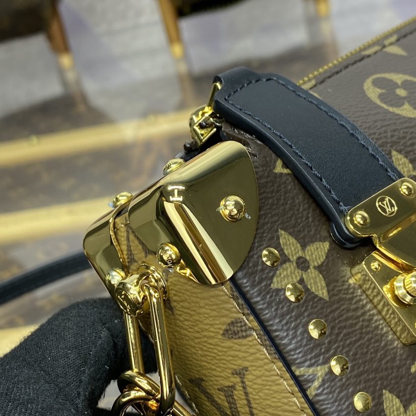 Replica Louis Vuitton Slim Trunk Brown