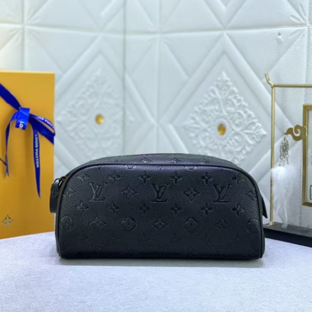 Louis Vuitton Dopp Kit Monogram Black 27Cm M59478