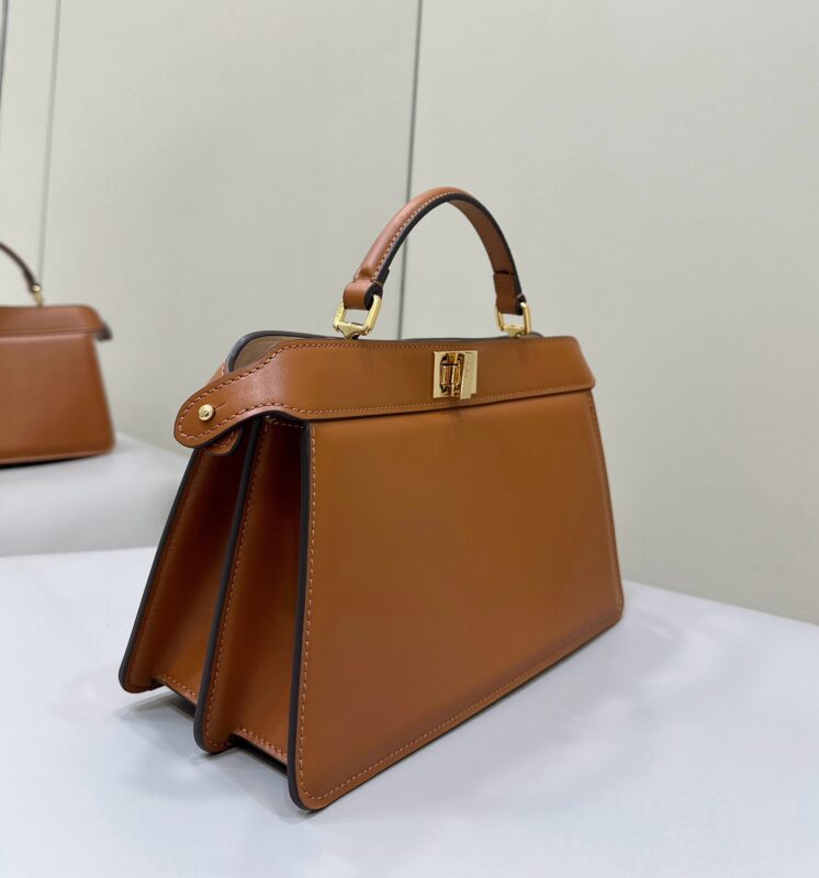 Replica Fendi Peekaboo Large Brown