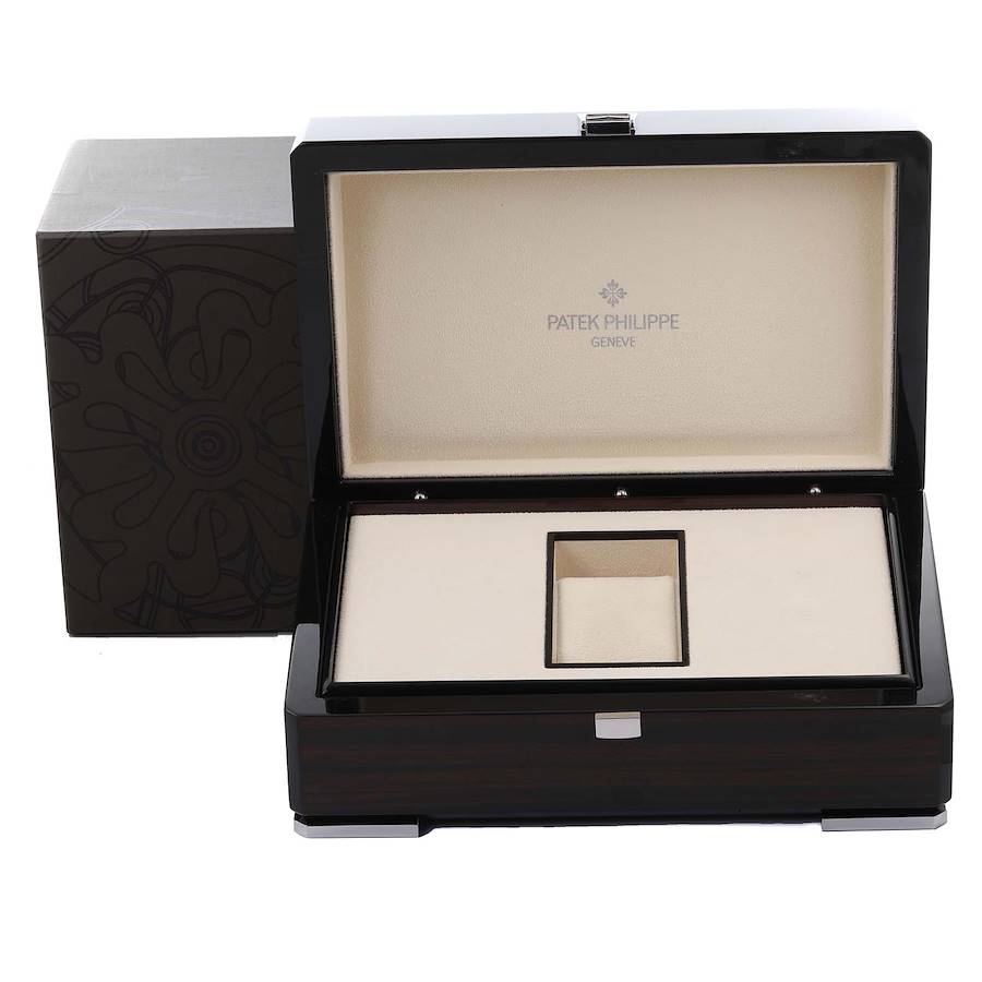 Patek Philippe World Time Complications White Gold Mens Watch 5230G