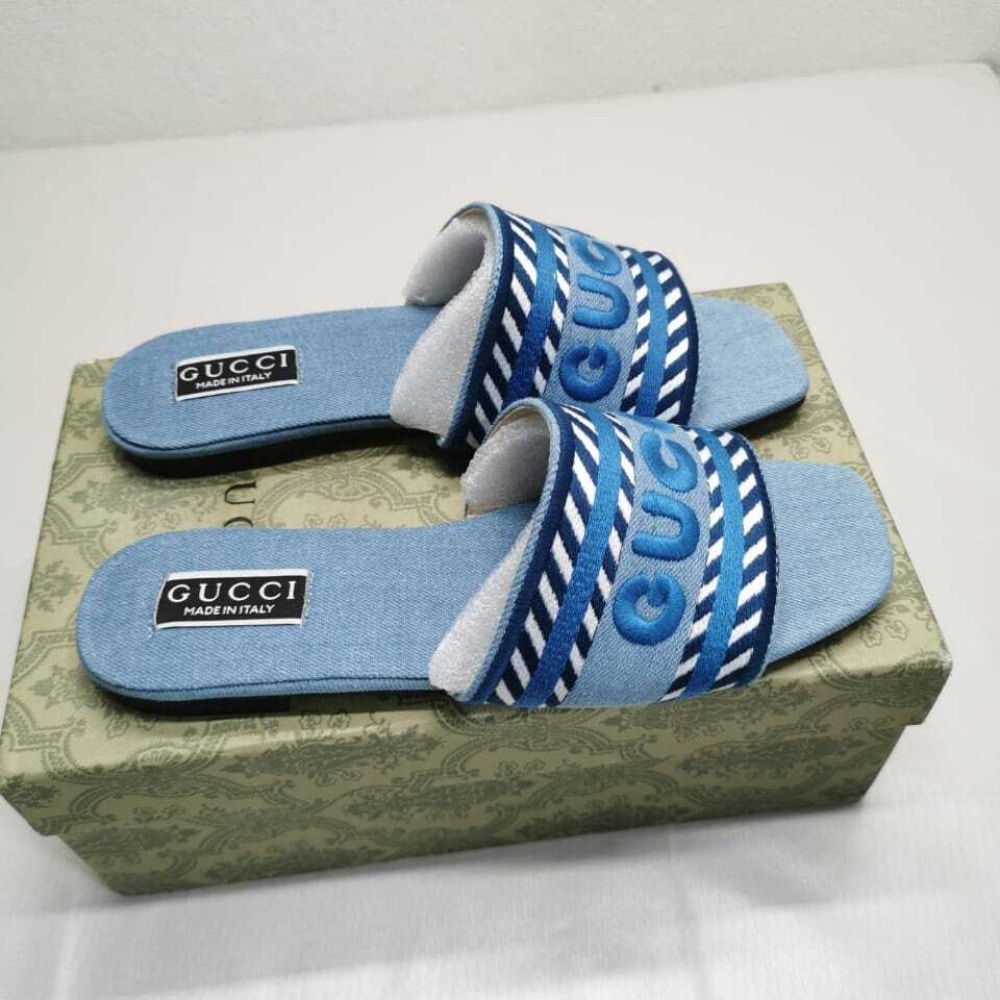 Gucci Women’S Slide Sandal With Gucci Script Light Blue Denim 771589 Fack3 4609