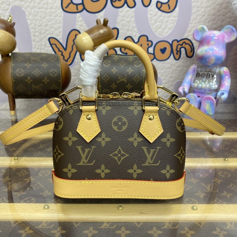 Replica Louis Vuitton Alma Nano