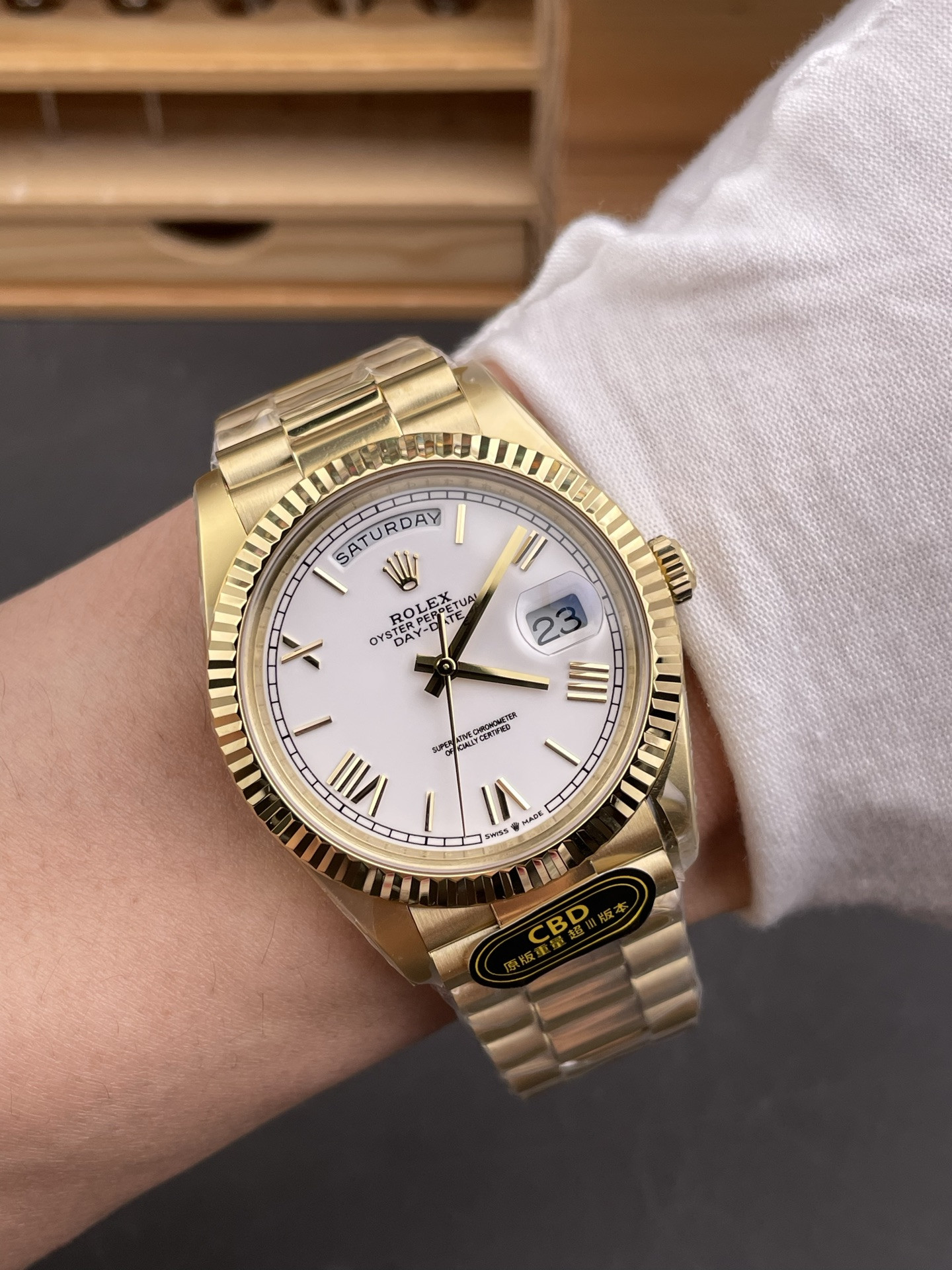 Yellow Gold White Roman Day-Date