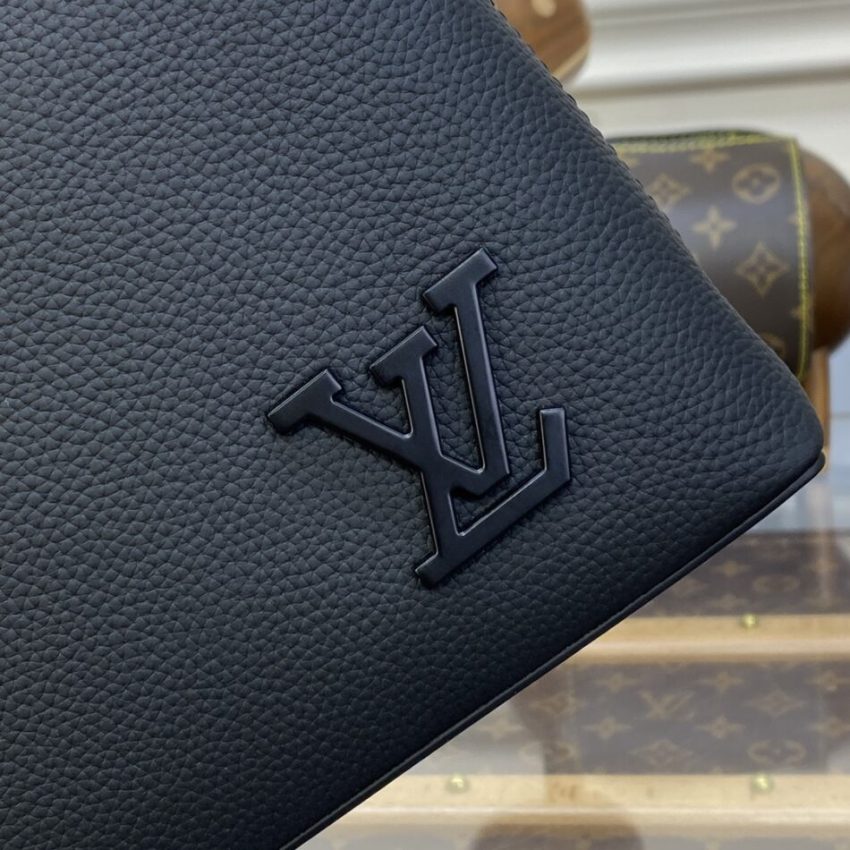 Louis Vuitton Takeoff Pouch Black