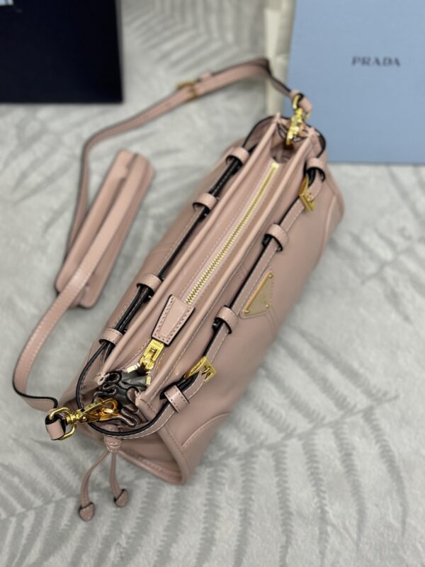Replica Prada Pink Leather Handbag