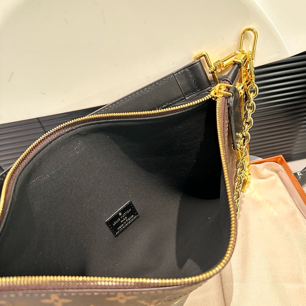 Louis Vuitton Lucky Trunk Bag Black 38Cm M12075