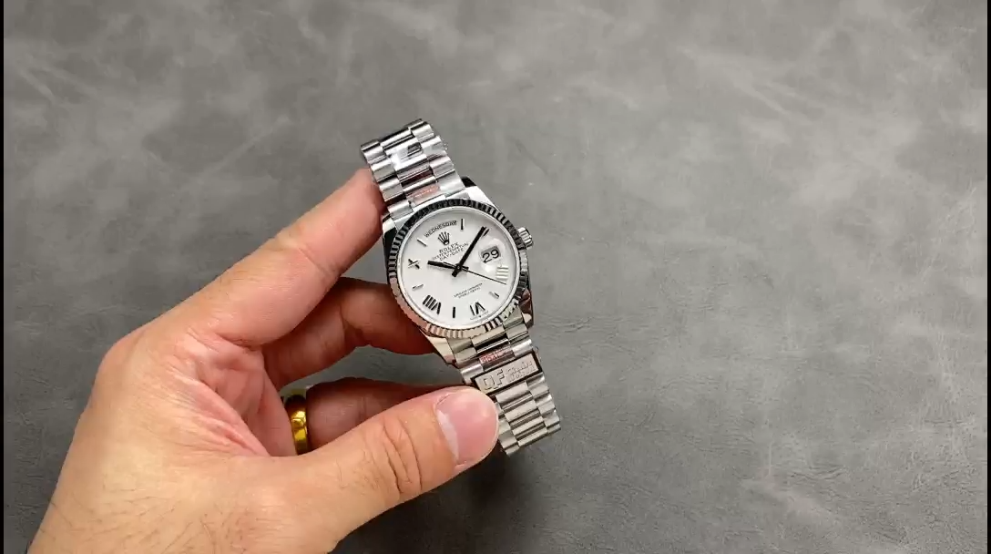 Rolex Day Date 36 White Dial Fluted Bezel White Gold m128239 0059 President Watch