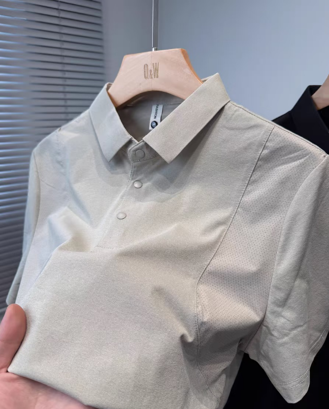 Heavyweight panel Polo, ideal for commute casual looks
