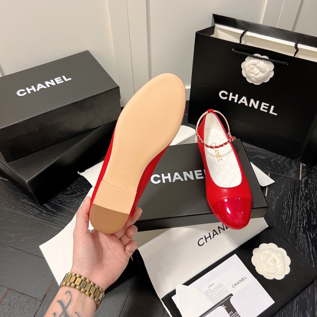Chanel Interlocking Cc Logo Ballet Flats Red