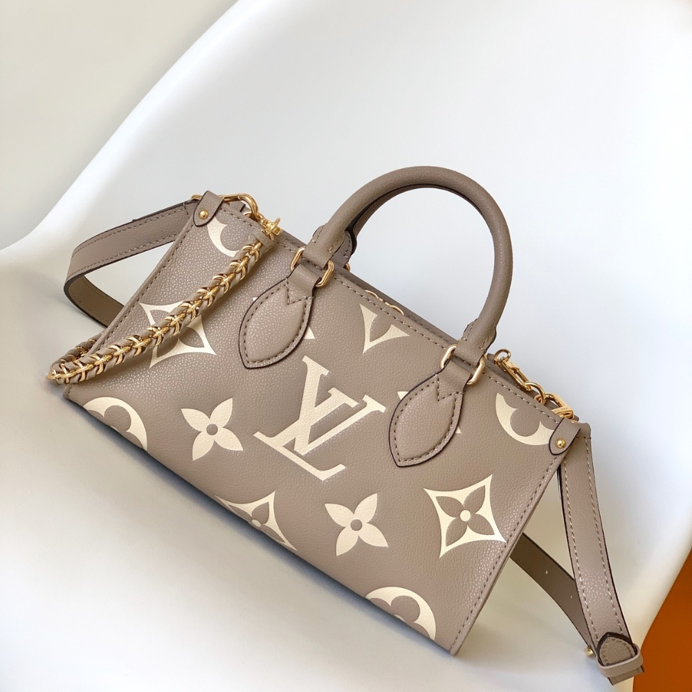 Louis Vuitton Onthego East West Bag Bicolor Beige 25Cm M23641