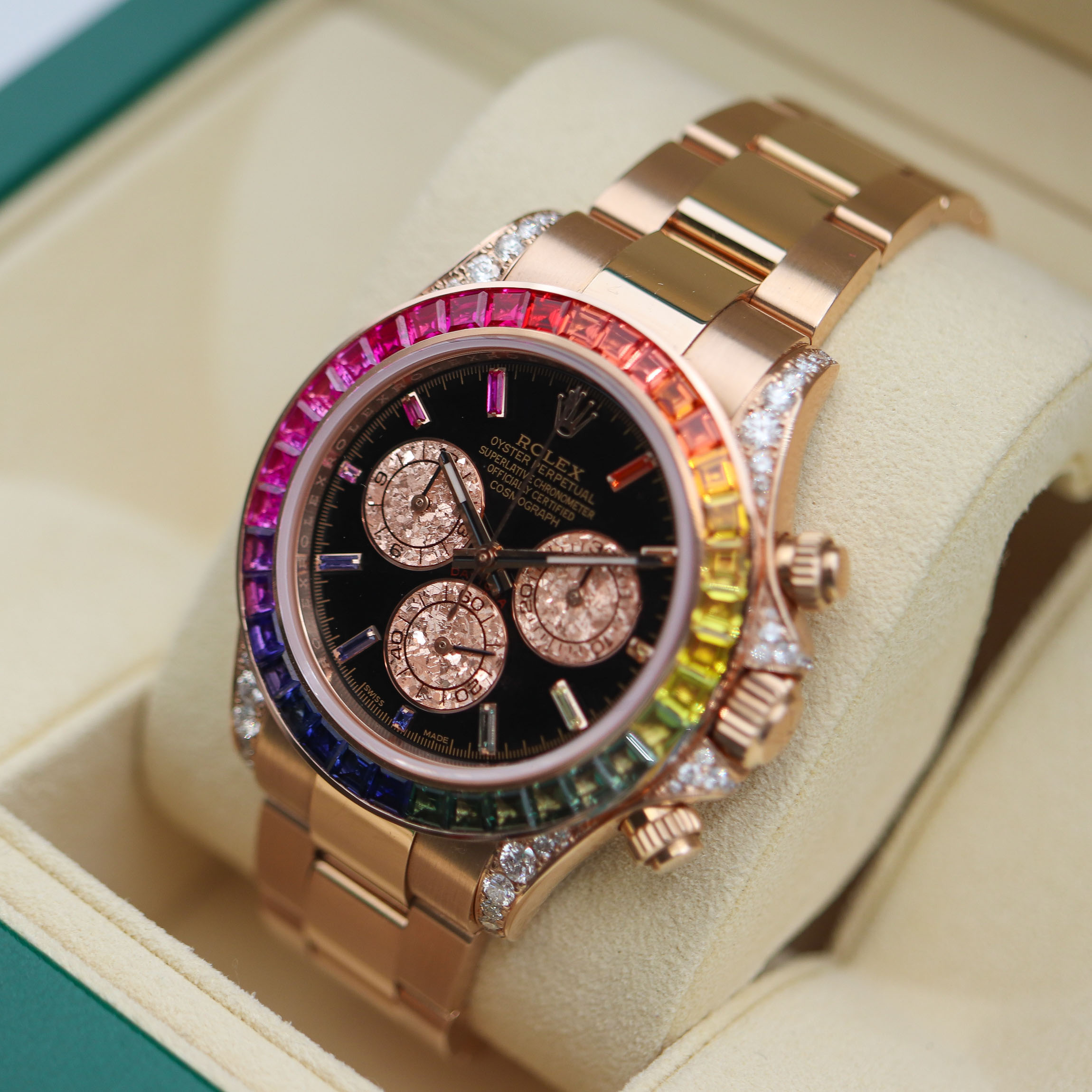 Rolex Cosmograph Daytona 116595RBOW 40mm Everose Gold Rainbow Sapphire Watch