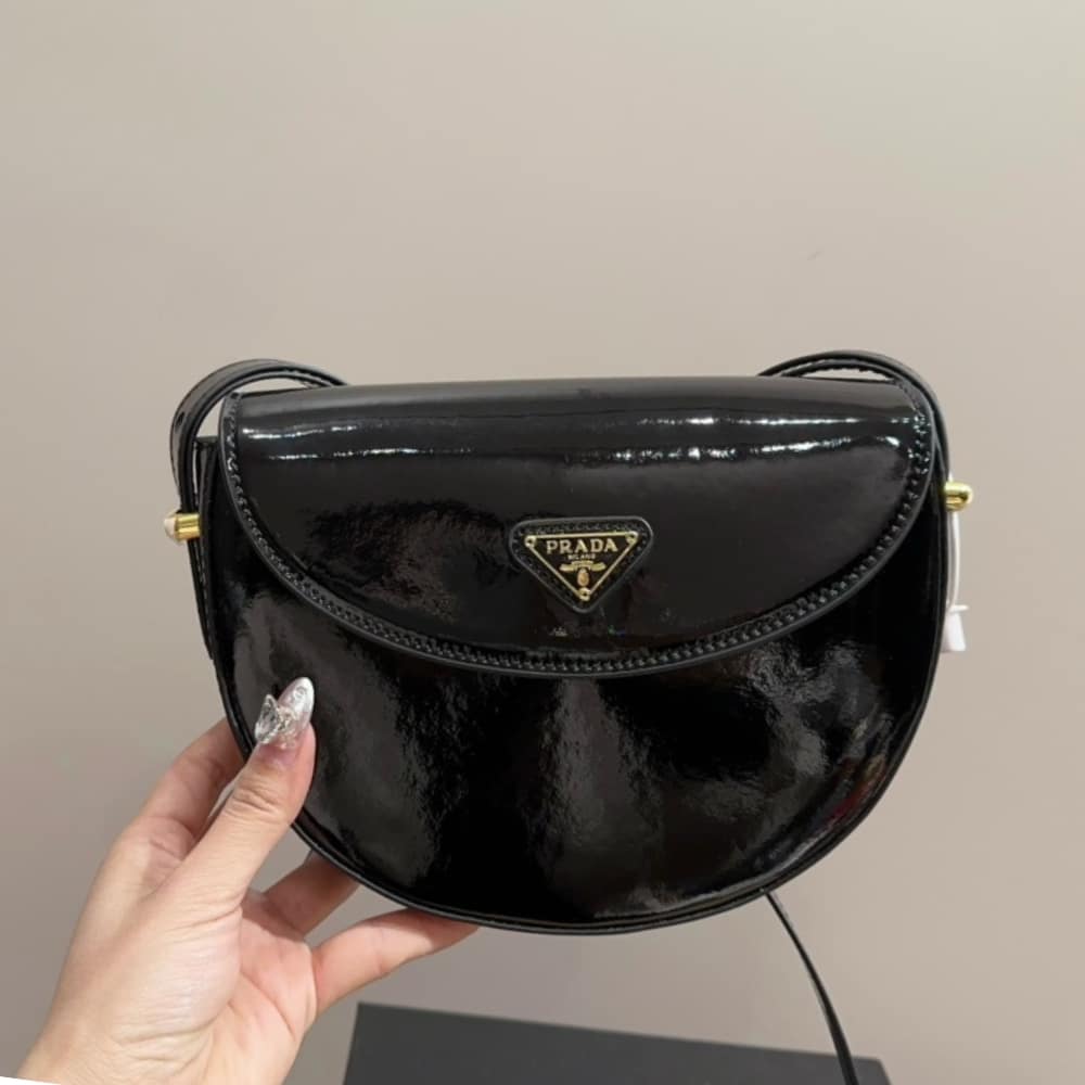 Prada Triangle Logo Patent Leather Shoulder Bag Black 17Cm