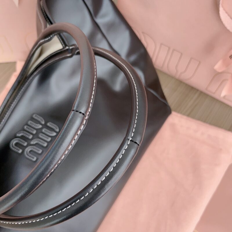 Replica Miu Miu Ivy Tote Black