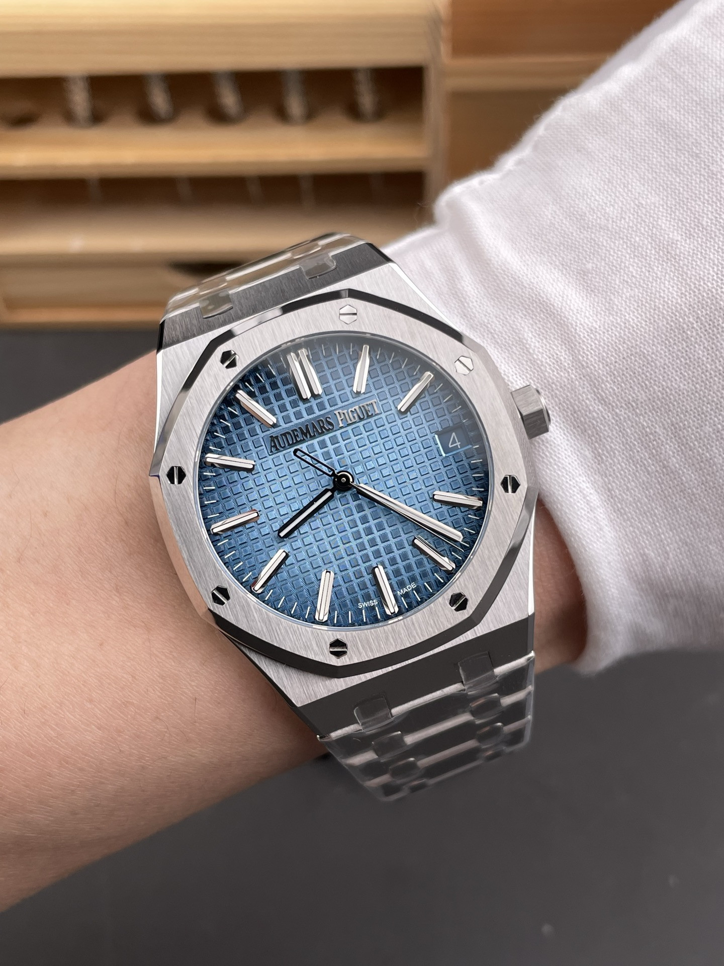 Royal Oak 15510 Ice Blue Dial ZF Factory