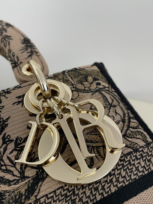 Replica Lady Dior D – Lite Beige Zodiac