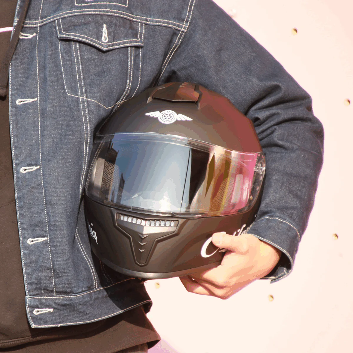 Freego Custom AeroFlow Full-Face Helmet �C DOT Certified