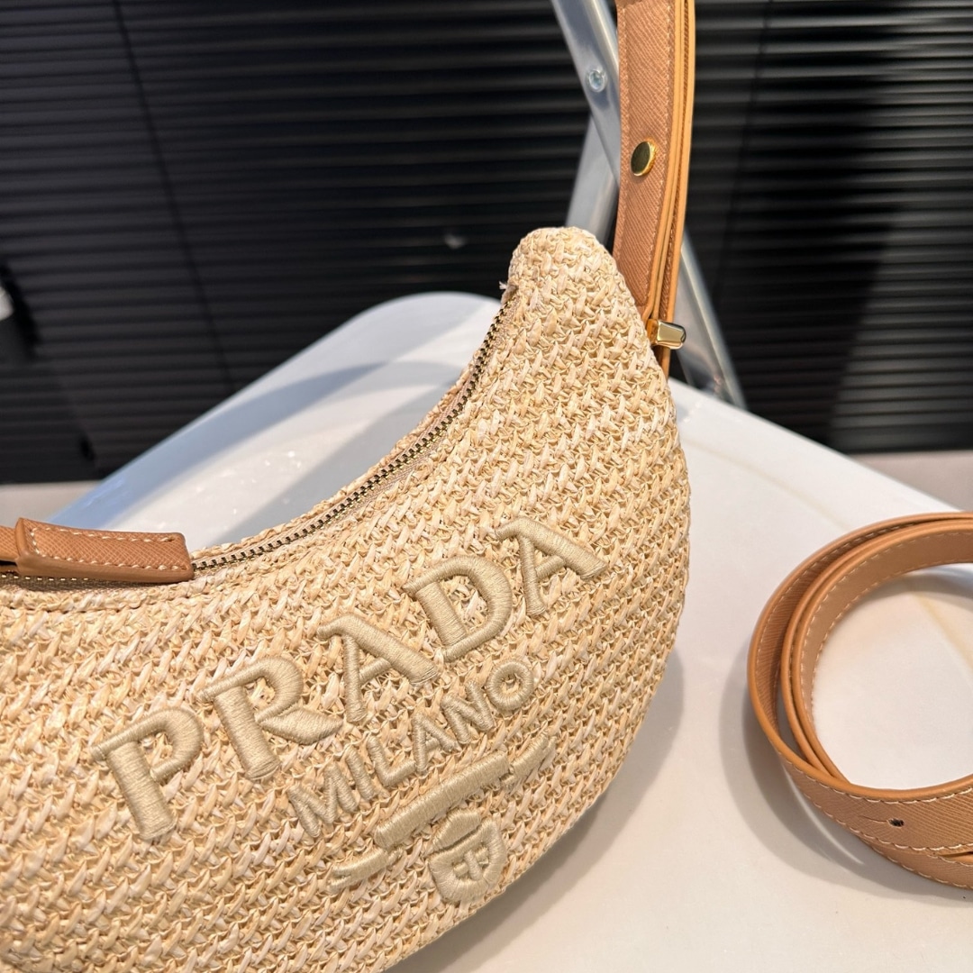 Prada Arqué Crochet Shoulder Bag Natural 22Cm 1Bc194 2M2T F0018 V Ouo