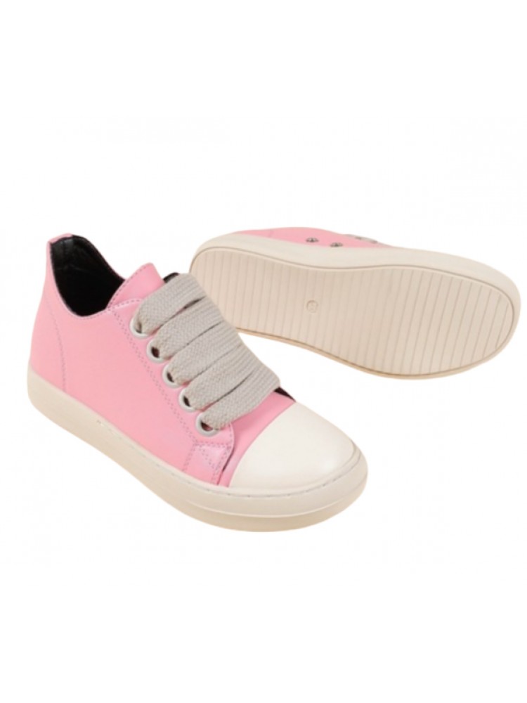 Colorblock Tie-wrap Round Toe Sneaker