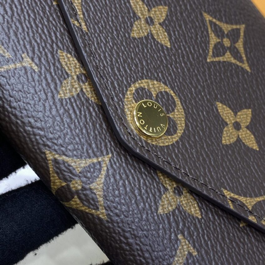 Louis Vuitton Sarah Wallet Brown