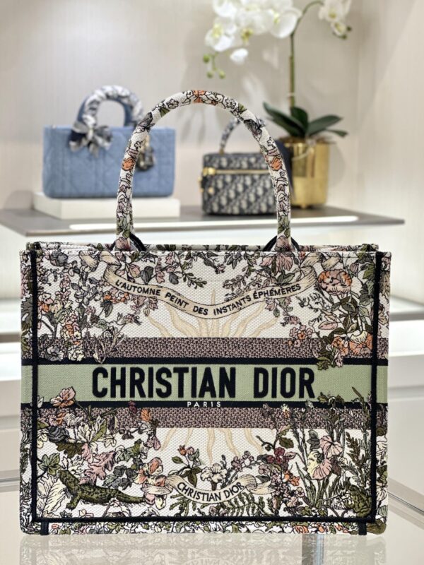 Replica Dior Tote Book Sunflower Autumn