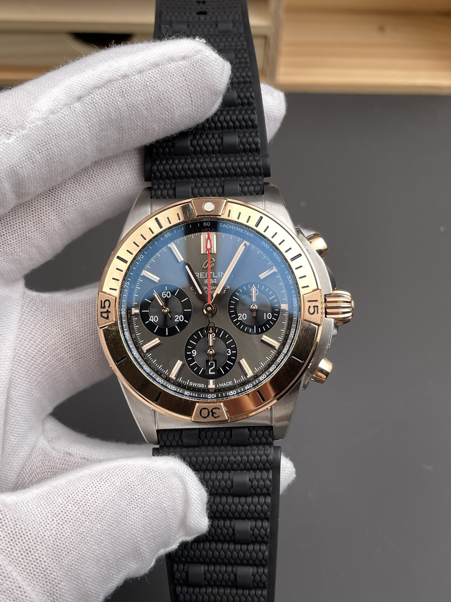 Chronomat B01 Two-tone Rose Gold Grey Dial