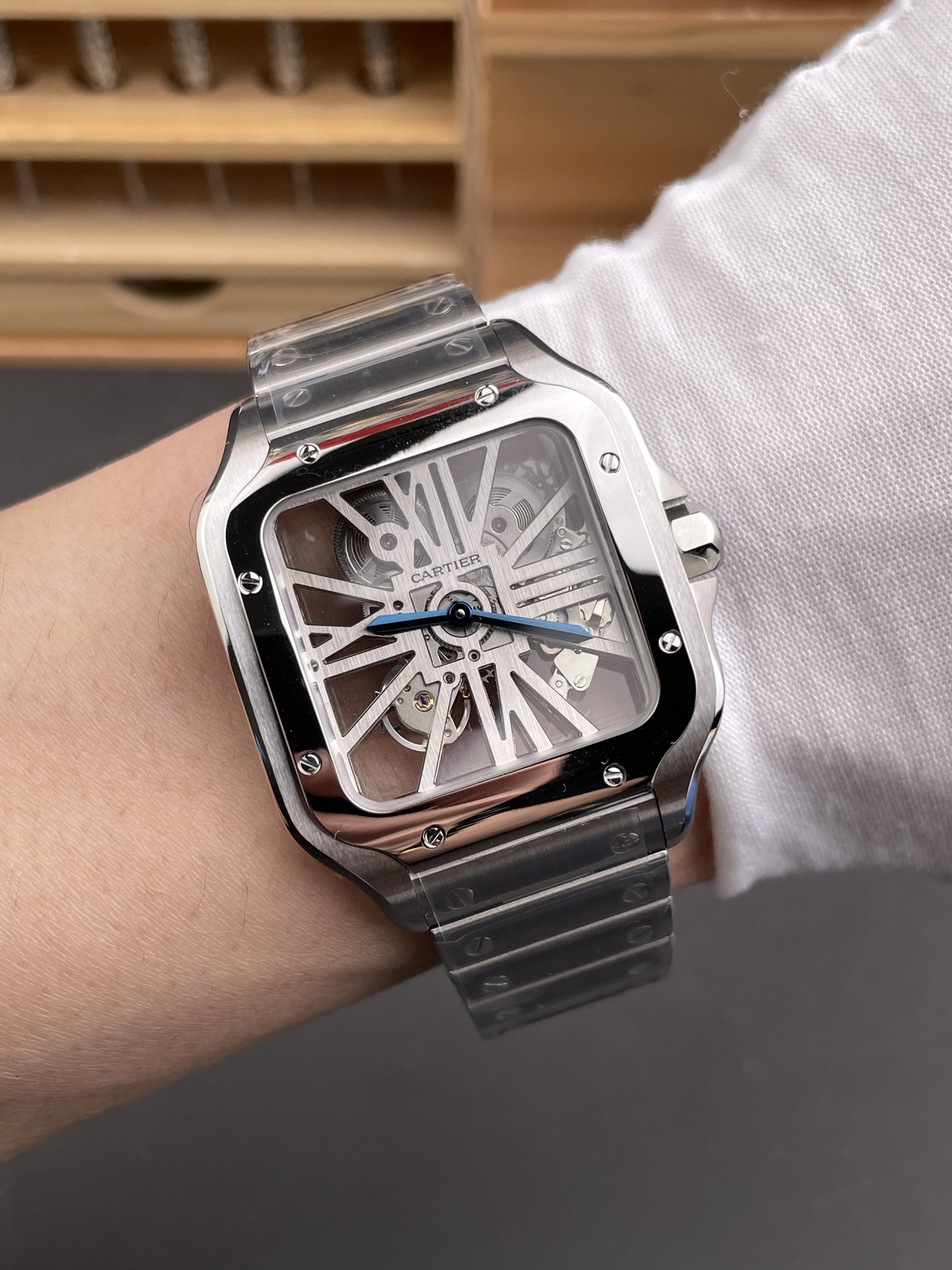 Santos Skeleton White Case