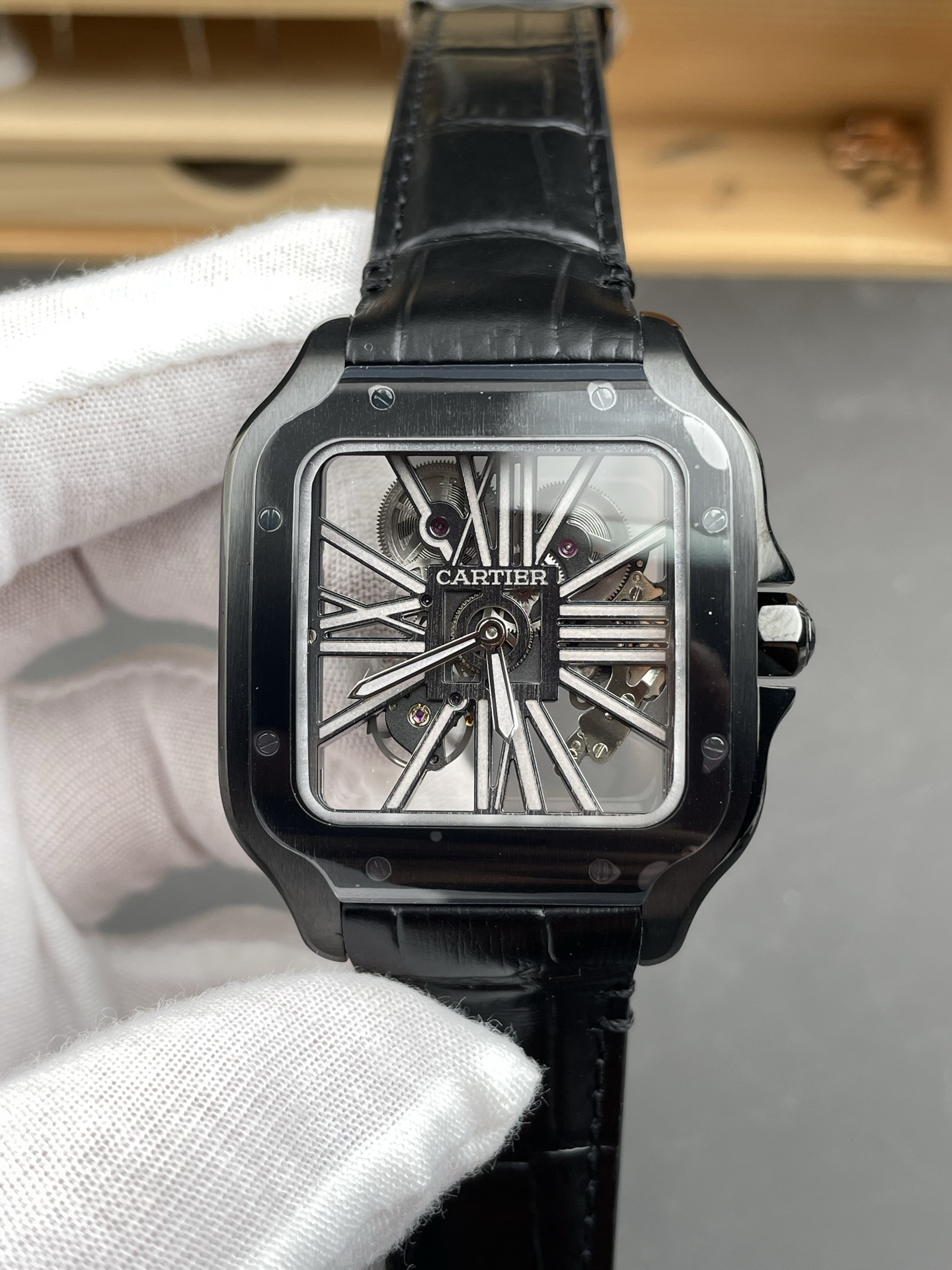 Santos Skeleton Carbon Coated Black Case