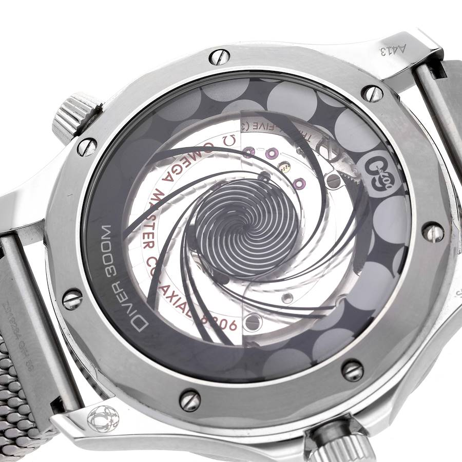 Omega Seamaster Diver James Bond Steel Mens Watch 210.30.42.20.03.002