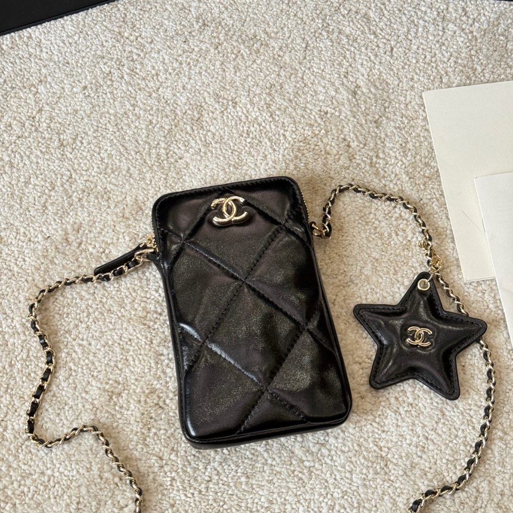 Chanel Phone Holder With Chain Shiny Crumpled And Gold Tone Metal Black 18Cm Ap4777 B21296 94305